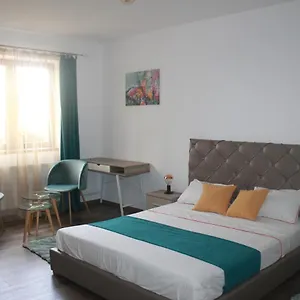 Turquoise Victoria Bucarest